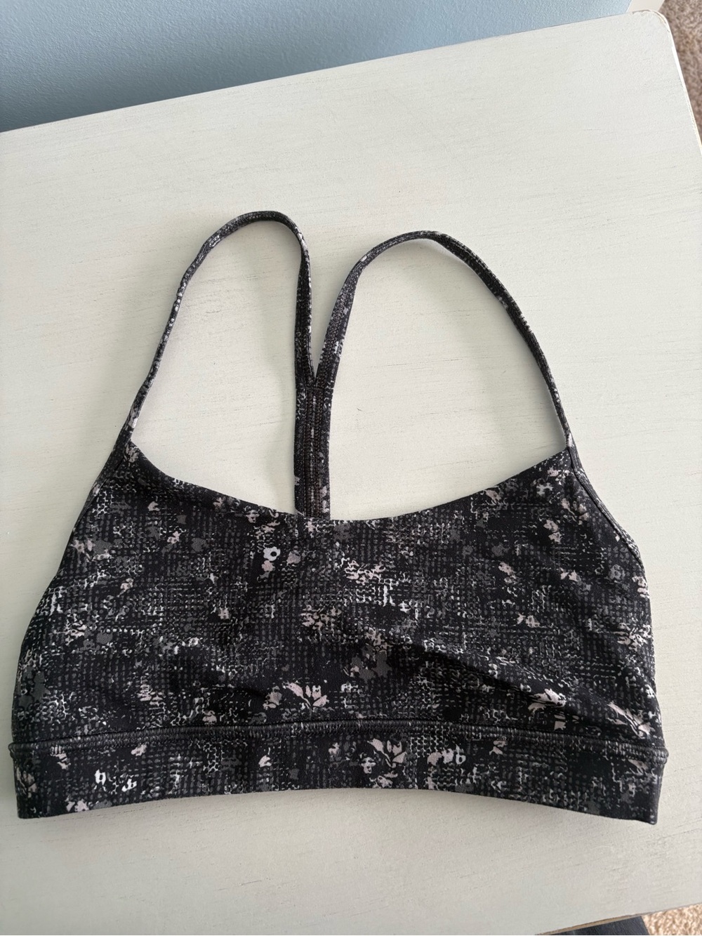Lululemon Flo Y Bra Size 6